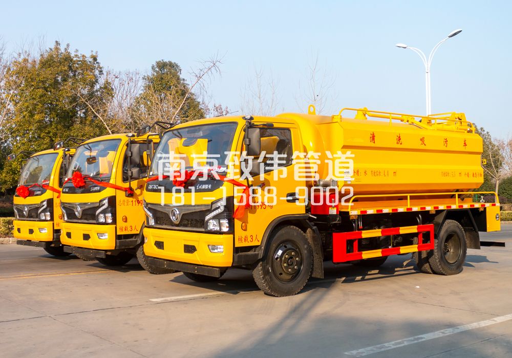 句容多利卡吸污车